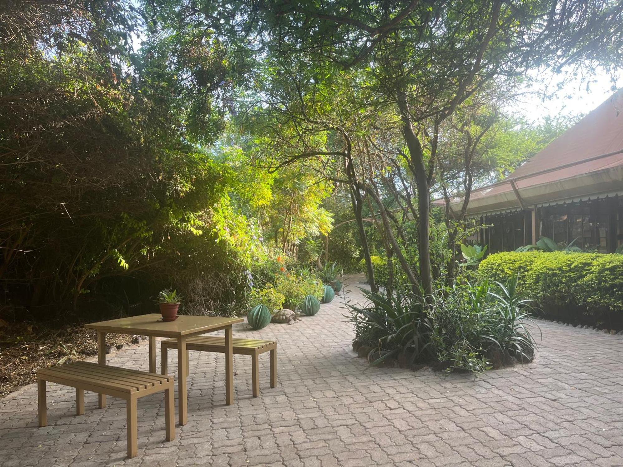 Ikweta Safari Camp Ξενοδοχείο Maua Εξωτερικό φωτογραφία