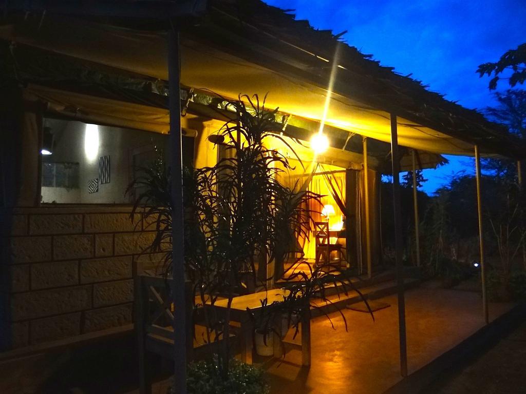 Ikweta Safari Camp Ξενοδοχείο Maua Εξωτερικό φωτογραφία