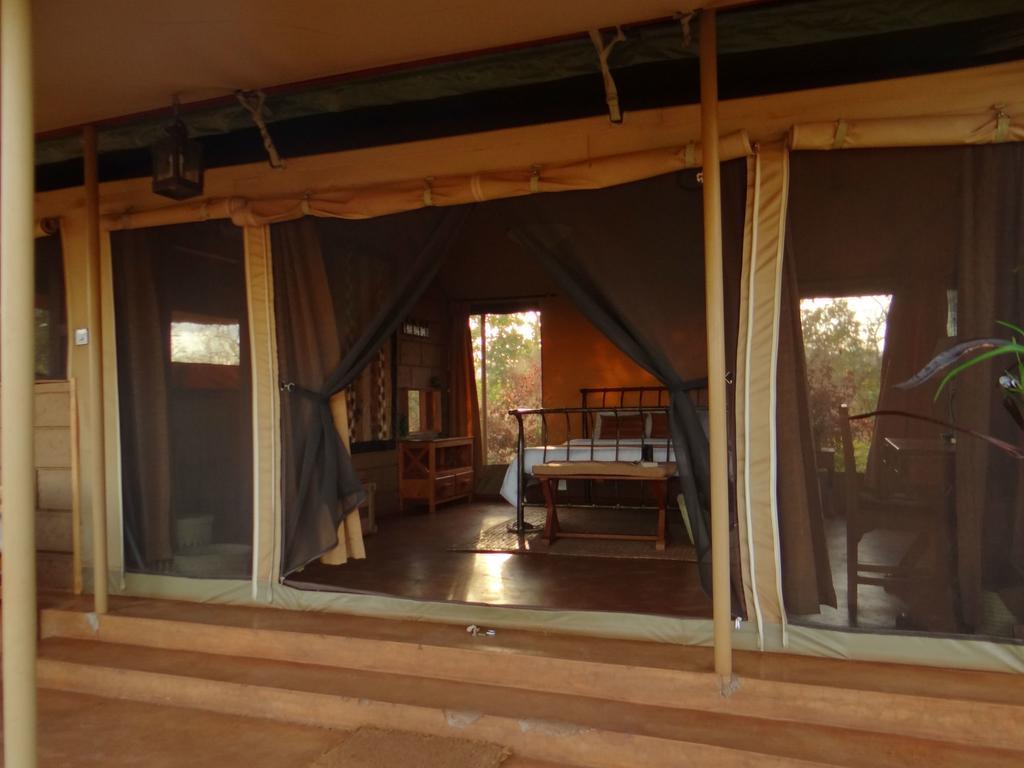 Ikweta Safari Camp Ξενοδοχείο Maua Εξωτερικό φωτογραφία